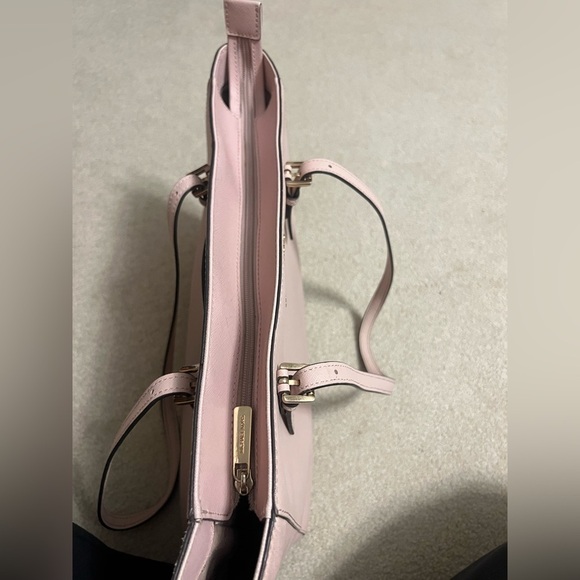 Michael Kors Light Pink Jet Set Travel Tote Purse - Picture 11 of 16